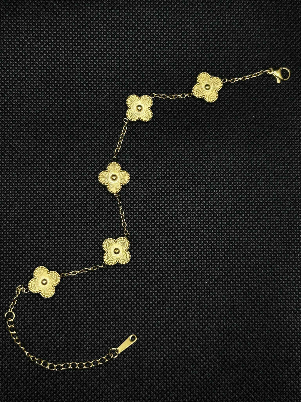 Van Cleef stiliaus keturlapio dobilo motyvo apyrankė