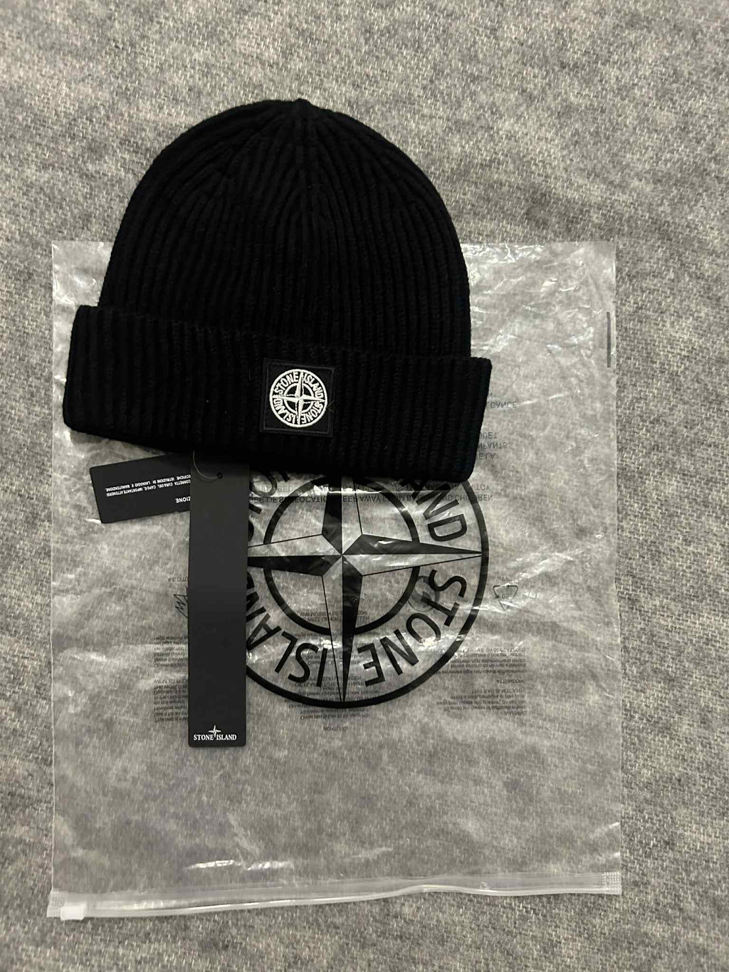 Stone Island stiliaus žieminė kepurė